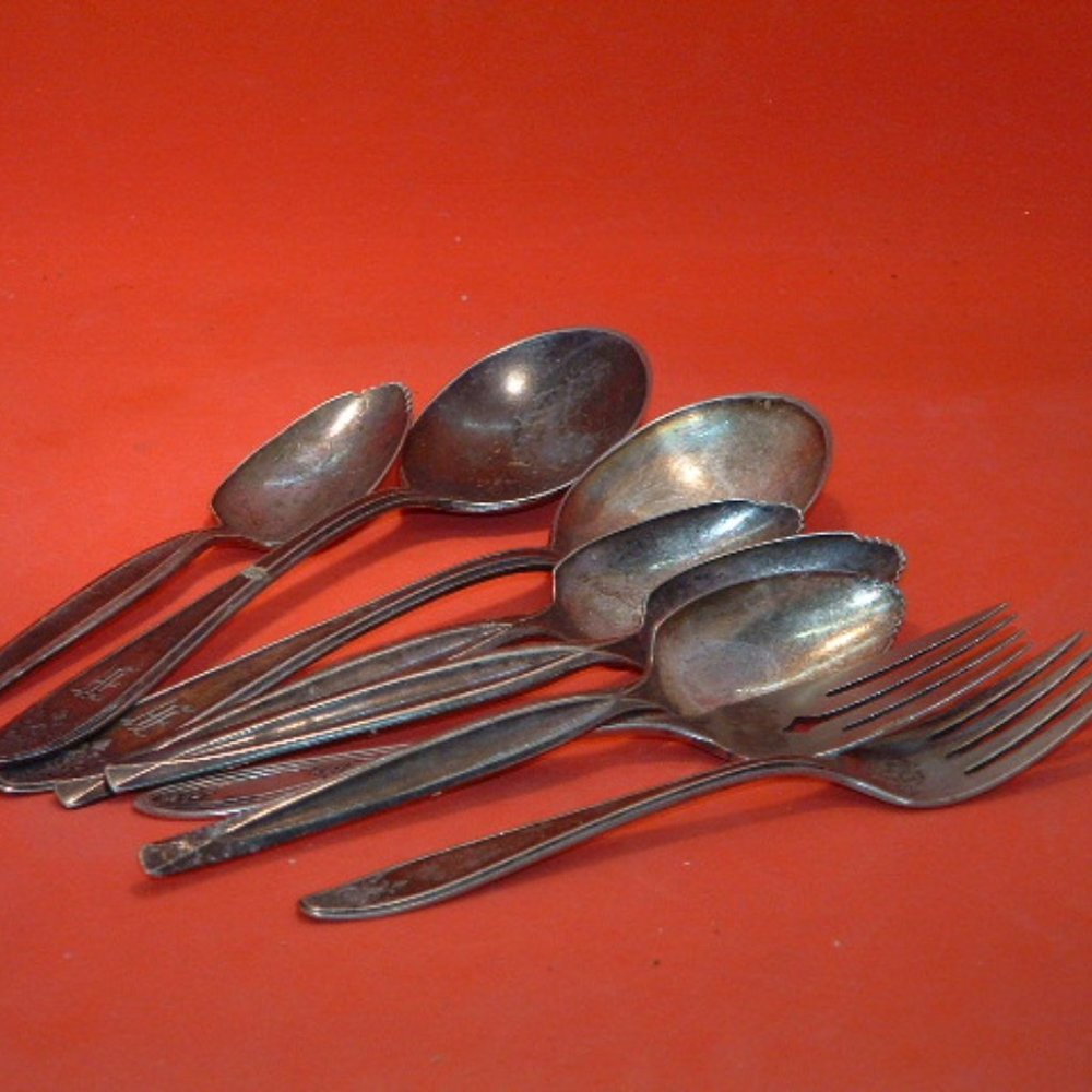 Vintage 8 Pc Lady Doris Silver Plated Flatware